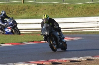 Motorcycle-action-photographs;Trackday-digital-images;event-digital-images;eventdigitalimages;no-limits-trackday;peter-wileman-photography;snetterton;snetterton-circuit-norfolk;snetterton-photographs;trackday;trackday-photos