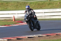 Motorcycle-action-photographs;Trackday-digital-images;event-digital-images;eventdigitalimages;no-limits-trackday;peter-wileman-photography;snetterton;snetterton-circuit-norfolk;snetterton-photographs;trackday;trackday-photos