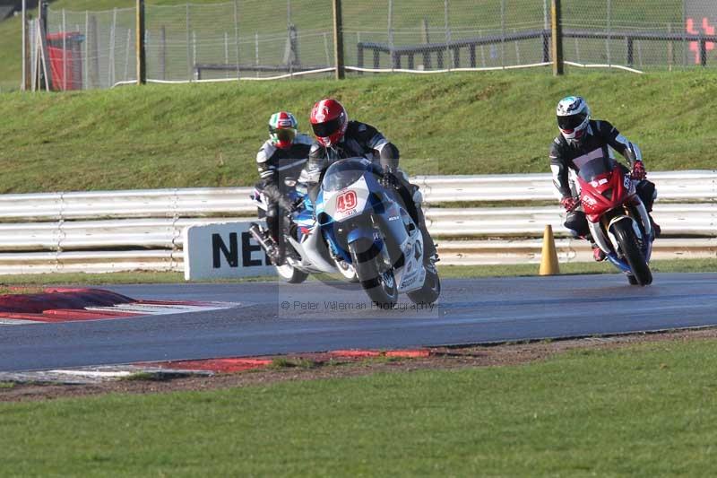 Motorcycle action photographs;Trackday digital images;event digital images;eventdigitalimages;no limits trackday;peter wileman photography;snetterton;snetterton circuit norfolk;snetterton photographs;trackday;trackday photos