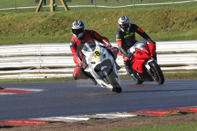 Motorcycle action photographs;Trackday digital images;event digital images;eventdigitalimages;no limits trackday;peter wileman photography;snetterton;snetterton circuit norfolk;snetterton photographs;trackday;trackday photos