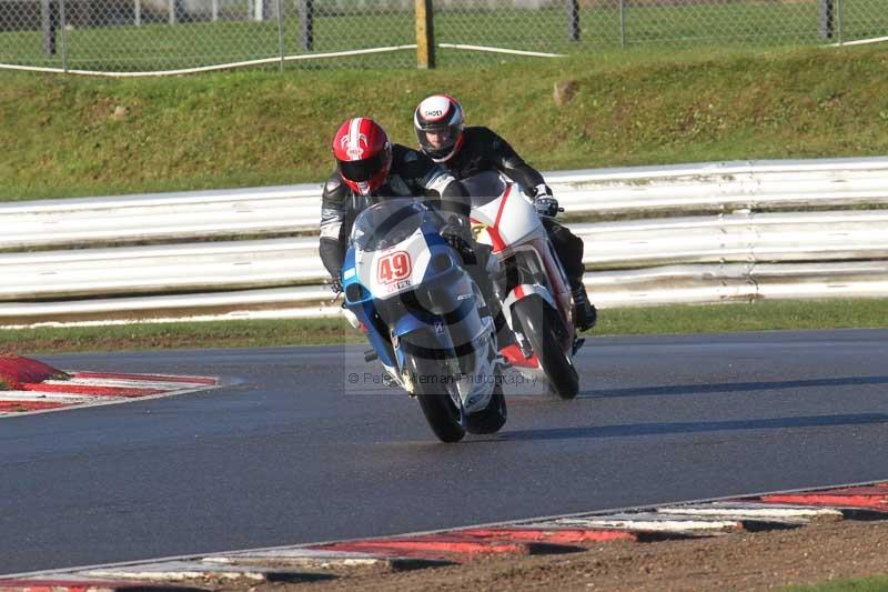 Motorcycle action photographs;Trackday digital images;event digital images;eventdigitalimages;no limits trackday;peter wileman photography;snetterton;snetterton circuit norfolk;snetterton photographs;trackday;trackday photos
