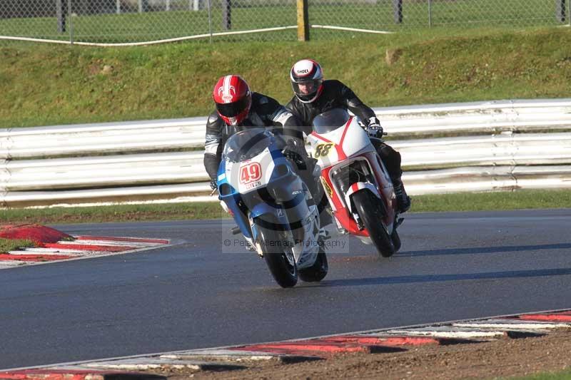 Motorcycle action photographs;Trackday digital images;event digital images;eventdigitalimages;no limits trackday;peter wileman photography;snetterton;snetterton circuit norfolk;snetterton photographs;trackday;trackday photos