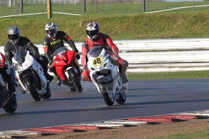 Motorcycle action photographs;Trackday digital images;event digital images;eventdigitalimages;no limits trackday;peter wileman photography;snetterton;snetterton circuit norfolk;snetterton photographs;trackday;trackday photos