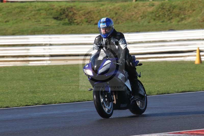 Motorcycle action photographs;Trackday digital images;event digital images;eventdigitalimages;no limits trackday;peter wileman photography;snetterton;snetterton circuit norfolk;snetterton photographs;trackday;trackday photos