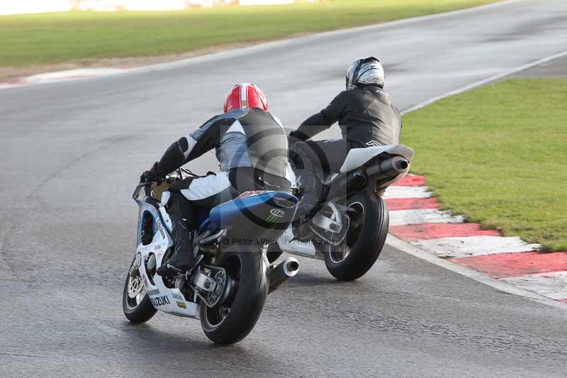 Motorcycle action photographs;Trackday digital images;event digital images;eventdigitalimages;no limits trackday;peter wileman photography;snetterton;snetterton circuit norfolk;snetterton photographs;trackday;trackday photos