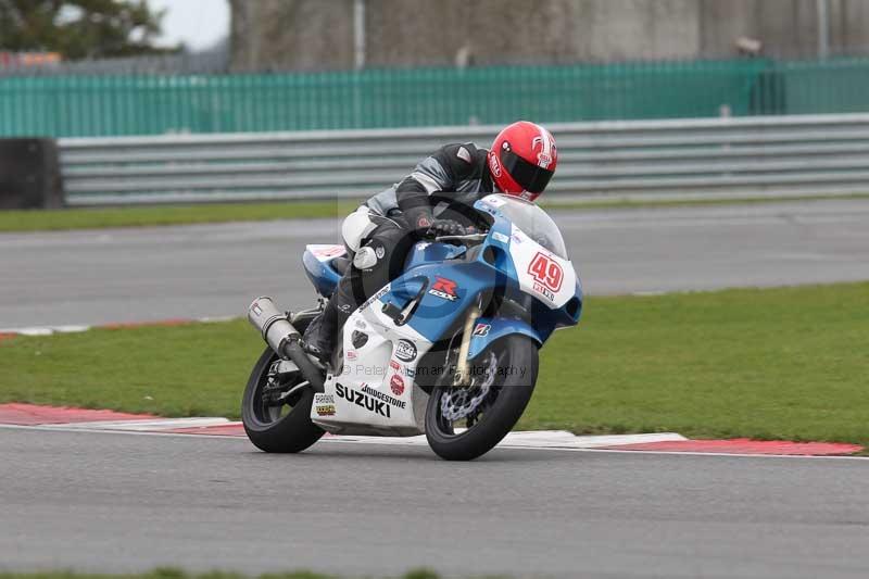 Motorcycle action photographs;Trackday digital images;event digital images;eventdigitalimages;no limits trackday;peter wileman photography;snetterton;snetterton circuit norfolk;snetterton photographs;trackday;trackday photos