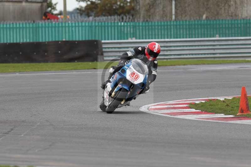 Motorcycle action photographs;Trackday digital images;event digital images;eventdigitalimages;no limits trackday;peter wileman photography;snetterton;snetterton circuit norfolk;snetterton photographs;trackday;trackday photos