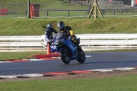 Motorcycle-action-photographs;Trackday-digital-images;event-digital-images;eventdigitalimages;no-limits-trackday;peter-wileman-photography;snetterton;snetterton-circuit-norfolk;snetterton-photographs;trackday;trackday-photos