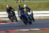 Motorcycle-action-photographs;Trackday-digital-images;event-digital-images;eventdigitalimages;no-limits-trackday;peter-wileman-photography;snetterton;snetterton-circuit-norfolk;snetterton-photographs;trackday;trackday-photos