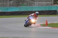 Motorcycle-action-photographs;Trackday-digital-images;event-digital-images;eventdigitalimages;no-limits-trackday;peter-wileman-photography;snetterton;snetterton-circuit-norfolk;snetterton-photographs;trackday;trackday-photos