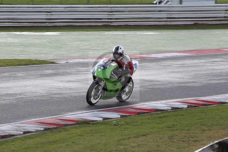 Motorcycle action photographs;Trackday digital images;event digital images;eventdigitalimages;no limits trackday;peter wileman photography;snetterton;snetterton circuit norfolk;snetterton photographs;trackday;trackday photos