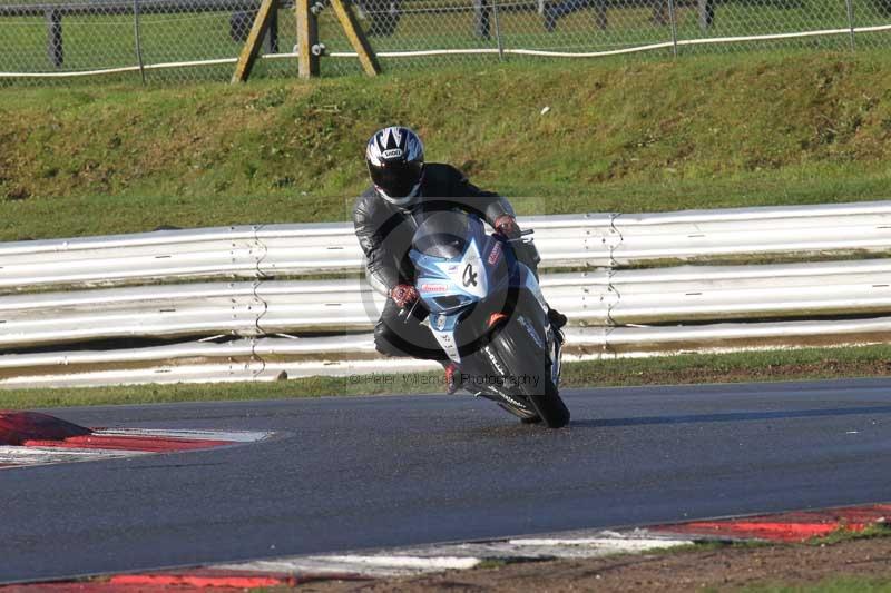 Motorcycle action photographs;Trackday digital images;event digital images;eventdigitalimages;no limits trackday;peter wileman photography;snetterton;snetterton circuit norfolk;snetterton photographs;trackday;trackday photos