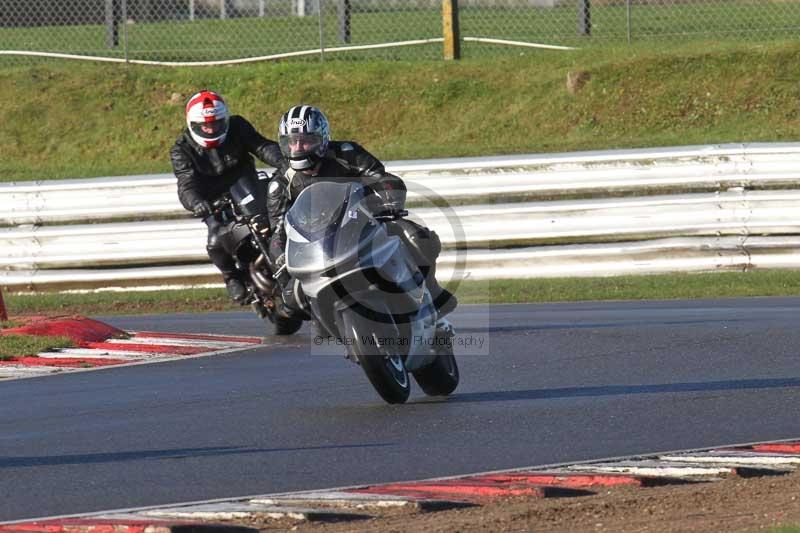 Motorcycle action photographs;Trackday digital images;event digital images;eventdigitalimages;no limits trackday;peter wileman photography;snetterton;snetterton circuit norfolk;snetterton photographs;trackday;trackday photos
