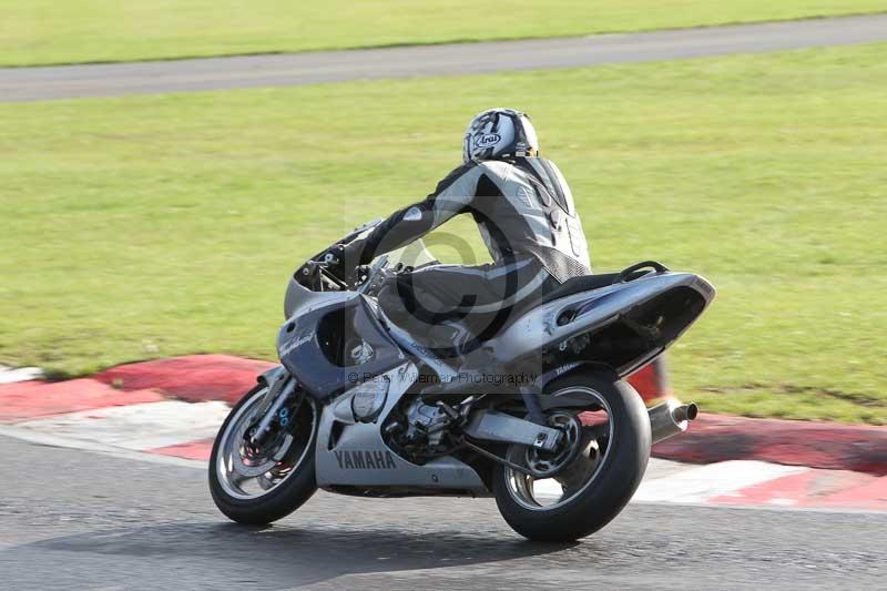 Motorcycle action photographs;Trackday digital images;event digital images;eventdigitalimages;no limits trackday;peter wileman photography;snetterton;snetterton circuit norfolk;snetterton photographs;trackday;trackday photos