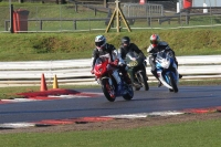 Motorcycle-action-photographs;Trackday-digital-images;event-digital-images;eventdigitalimages;no-limits-trackday;peter-wileman-photography;snetterton;snetterton-circuit-norfolk;snetterton-photographs;trackday;trackday-photos