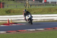 Motorcycle-action-photographs;Trackday-digital-images;event-digital-images;eventdigitalimages;no-limits-trackday;peter-wileman-photography;snetterton;snetterton-circuit-norfolk;snetterton-photographs;trackday;trackday-photos