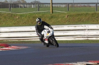 Motorcycle-action-photographs;Trackday-digital-images;event-digital-images;eventdigitalimages;no-limits-trackday;peter-wileman-photography;snetterton;snetterton-circuit-norfolk;snetterton-photographs;trackday;trackday-photos