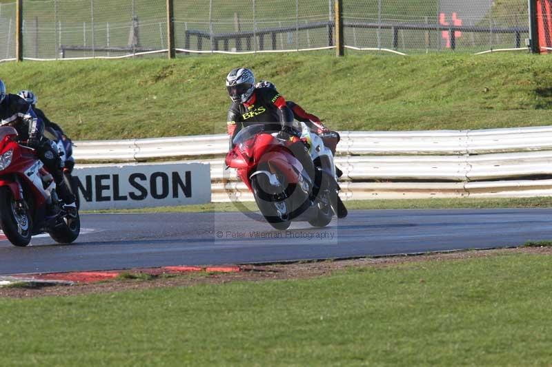 Motorcycle action photographs;Trackday digital images;event digital images;eventdigitalimages;no limits trackday;peter wileman photography;snetterton;snetterton circuit norfolk;snetterton photographs;trackday;trackday photos