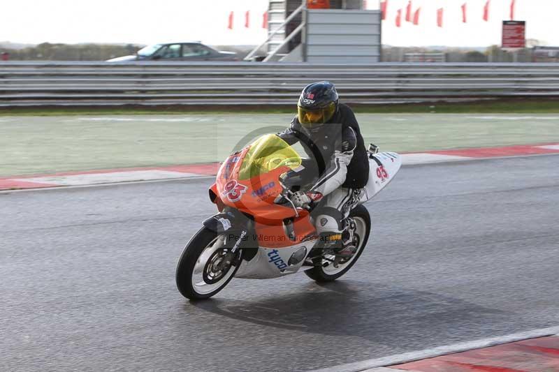 Motorcycle action photographs;Trackday digital images;event digital images;eventdigitalimages;no limits trackday;peter wileman photography;snetterton;snetterton circuit norfolk;snetterton photographs;trackday;trackday photos