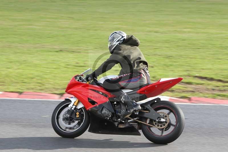 Motorcycle action photographs;Trackday digital images;event digital images;eventdigitalimages;no limits trackday;peter wileman photography;snetterton;snetterton circuit norfolk;snetterton photographs;trackday;trackday photos