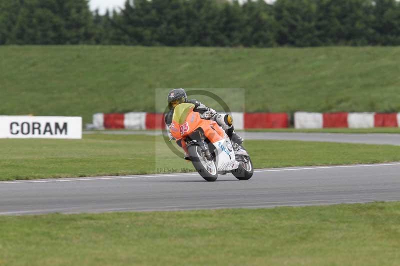 Motorcycle action photographs;Trackday digital images;event digital images;eventdigitalimages;no limits trackday;peter wileman photography;snetterton;snetterton circuit norfolk;snetterton photographs;trackday;trackday photos