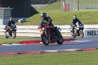 Motorcycle-action-photographs;Trackday-digital-images;event-digital-images;eventdigitalimages;no-limits-trackday;peter-wileman-photography;snetterton;snetterton-circuit-norfolk;snetterton-photographs;trackday;trackday-photos