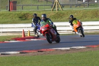 Motorcycle-action-photographs;Trackday-digital-images;event-digital-images;eventdigitalimages;no-limits-trackday;peter-wileman-photography;snetterton;snetterton-circuit-norfolk;snetterton-photographs;trackday;trackday-photos