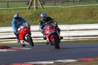 Motorcycle-action-photographs;Trackday-digital-images;event-digital-images;eventdigitalimages;no-limits-trackday;peter-wileman-photography;snetterton;snetterton-circuit-norfolk;snetterton-photographs;trackday;trackday-photos