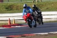 Motorcycle-action-photographs;Trackday-digital-images;event-digital-images;eventdigitalimages;no-limits-trackday;peter-wileman-photography;snetterton;snetterton-circuit-norfolk;snetterton-photographs;trackday;trackday-photos