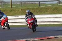 Motorcycle-action-photographs;Trackday-digital-images;event-digital-images;eventdigitalimages;no-limits-trackday;peter-wileman-photography;snetterton;snetterton-circuit-norfolk;snetterton-photographs;trackday;trackday-photos