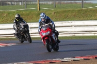 Motorcycle-action-photographs;Trackday-digital-images;event-digital-images;eventdigitalimages;no-limits-trackday;peter-wileman-photography;snetterton;snetterton-circuit-norfolk;snetterton-photographs;trackday;trackday-photos