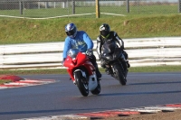 Motorcycle-action-photographs;Trackday-digital-images;event-digital-images;eventdigitalimages;no-limits-trackday;peter-wileman-photography;snetterton;snetterton-circuit-norfolk;snetterton-photographs;trackday;trackday-photos