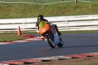 Motorcycle-action-photographs;Trackday-digital-images;event-digital-images;eventdigitalimages;no-limits-trackday;peter-wileman-photography;snetterton;snetterton-circuit-norfolk;snetterton-photographs;trackday;trackday-photos