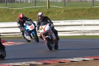 Motorcycle-action-photographs;Trackday-digital-images;event-digital-images;eventdigitalimages;no-limits-trackday;peter-wileman-photography;snetterton;snetterton-circuit-norfolk;snetterton-photographs;trackday;trackday-photos