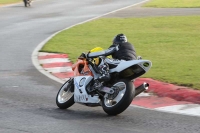 Motorcycle-action-photographs;Trackday-digital-images;event-digital-images;eventdigitalimages;no-limits-trackday;peter-wileman-photography;snetterton;snetterton-circuit-norfolk;snetterton-photographs;trackday;trackday-photos