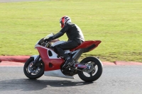 Motorcycle-action-photographs;Trackday-digital-images;event-digital-images;eventdigitalimages;no-limits-trackday;peter-wileman-photography;snetterton;snetterton-circuit-norfolk;snetterton-photographs;trackday;trackday-photos