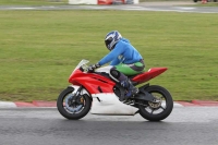 Motorcycle-action-photographs;Trackday-digital-images;event-digital-images;eventdigitalimages;no-limits-trackday;peter-wileman-photography;snetterton;snetterton-circuit-norfolk;snetterton-photographs;trackday;trackday-photos