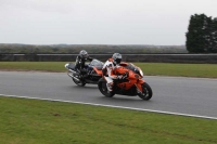 Motorcycle-action-photographs;Trackday-digital-images;event-digital-images;eventdigitalimages;no-limits-trackday;peter-wileman-photography;snetterton;snetterton-circuit-norfolk;snetterton-photographs;trackday;trackday-photos