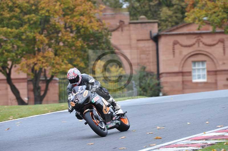 Motorcycle action photographs;Trackday digital images;event digital images;eventdigitalimages;no limits trackday;oulton park;oulton park circuit cheshire;oulton park photographs;peter wileman photography;trackday;trackday photos