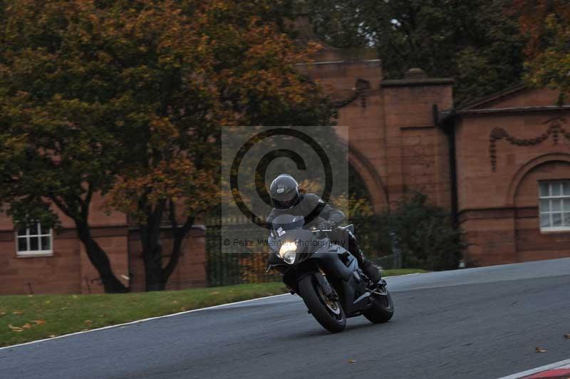 Motorcycle action photographs;Trackday digital images;event digital images;eventdigitalimages;no limits trackday;oulton park;oulton park circuit cheshire;oulton park photographs;peter wileman photography;trackday;trackday photos