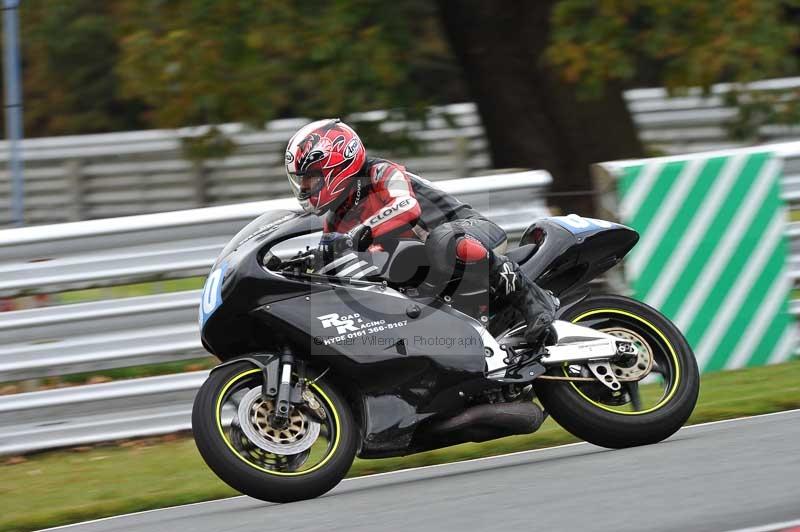 Motorcycle action photographs;Trackday digital images;event digital images;eventdigitalimages;no limits trackday;oulton park;oulton park circuit cheshire;oulton park photographs;peter wileman photography;trackday;trackday photos