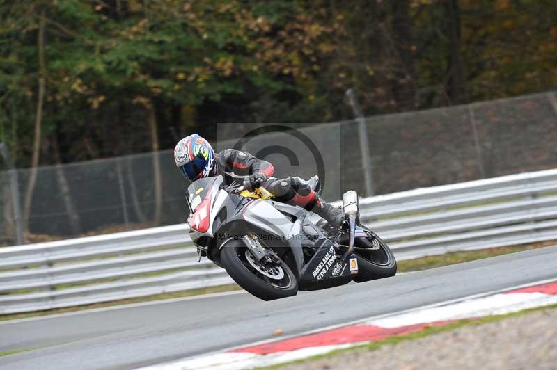 Motorcycle action photographs;Trackday digital images;event digital images;eventdigitalimages;no limits trackday;oulton park;oulton park circuit cheshire;oulton park photographs;peter wileman photography;trackday;trackday photos