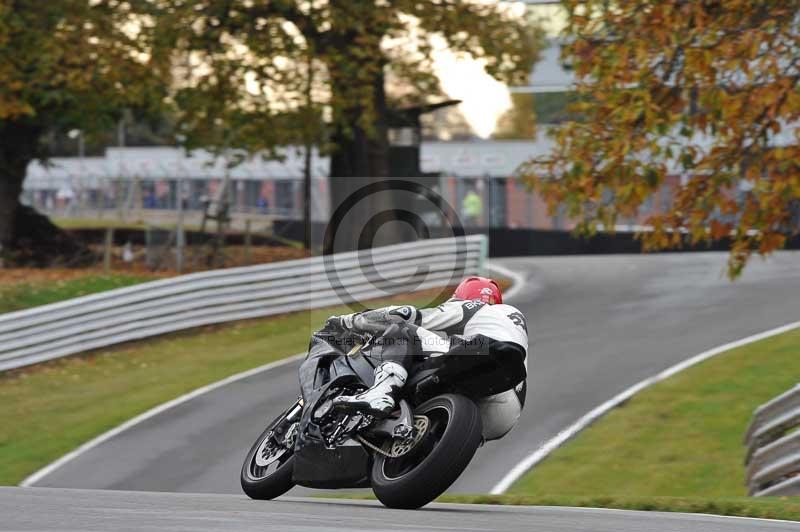 Motorcycle action photographs;Trackday digital images;event digital images;eventdigitalimages;no limits trackday;oulton park;oulton park circuit cheshire;oulton park photographs;peter wileman photography;trackday;trackday photos