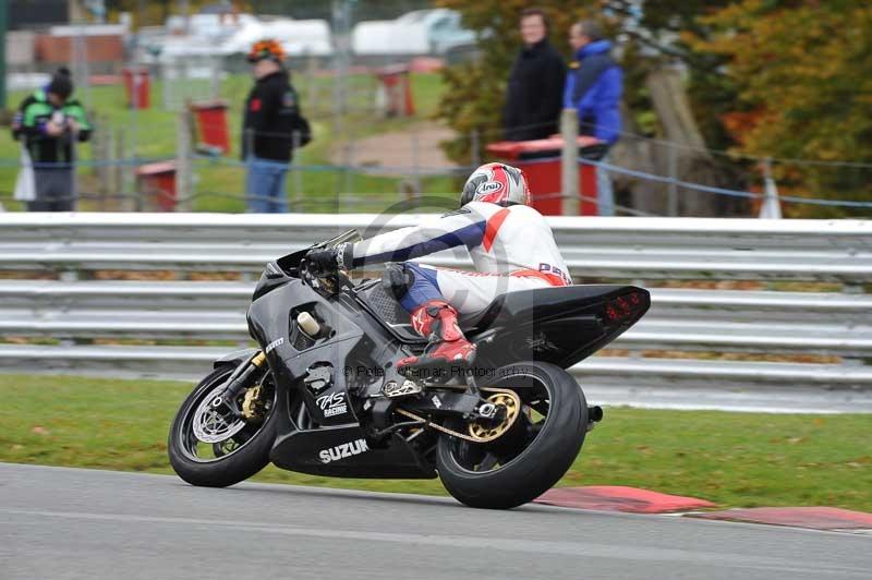 Motorcycle action photographs;Trackday digital images;event digital images;eventdigitalimages;no limits trackday;oulton park;oulton park circuit cheshire;oulton park photographs;peter wileman photography;trackday;trackday photos