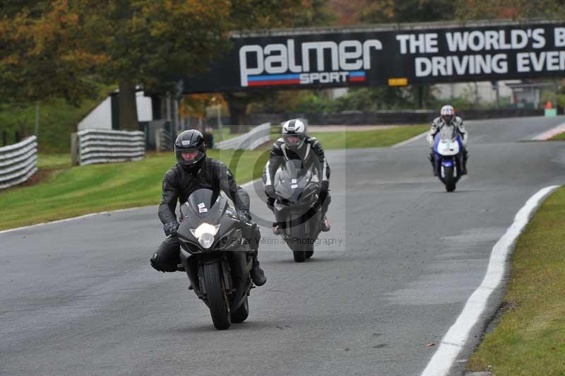 Motorcycle action photographs;Trackday digital images;event digital images;eventdigitalimages;no limits trackday;oulton park;oulton park circuit cheshire;oulton park photographs;peter wileman photography;trackday;trackday photos