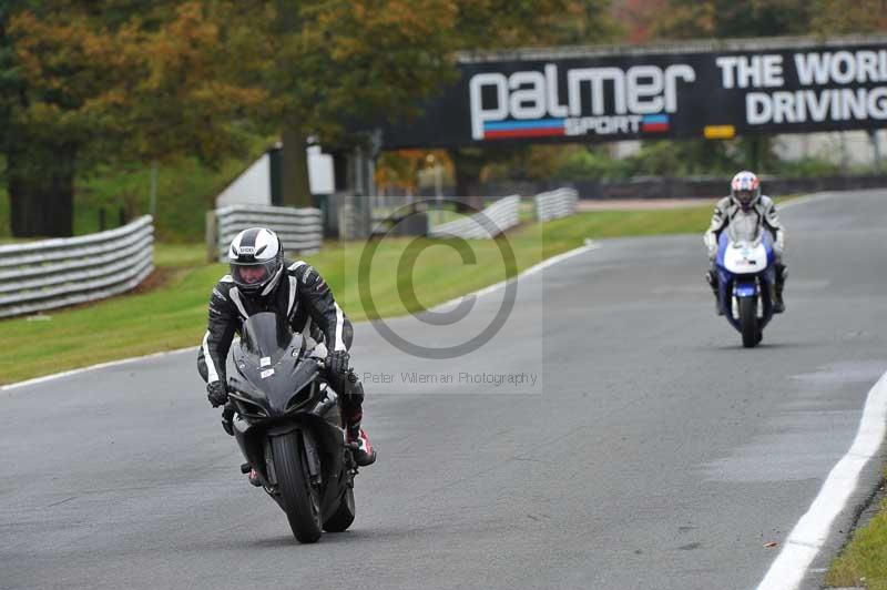 Motorcycle action photographs;Trackday digital images;event digital images;eventdigitalimages;no limits trackday;oulton park;oulton park circuit cheshire;oulton park photographs;peter wileman photography;trackday;trackday photos