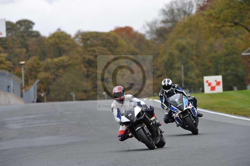 Motorcycle action photographs;Trackday digital images;event digital images;eventdigitalimages;no limits trackday;oulton park;oulton park circuit cheshire;oulton park photographs;peter wileman photography;trackday;trackday photos