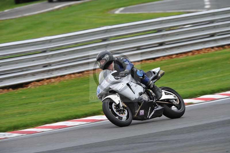 Motorcycle action photographs;Trackday digital images;event digital images;eventdigitalimages;no limits trackday;oulton park;oulton park circuit cheshire;oulton park photographs;peter wileman photography;trackday;trackday photos