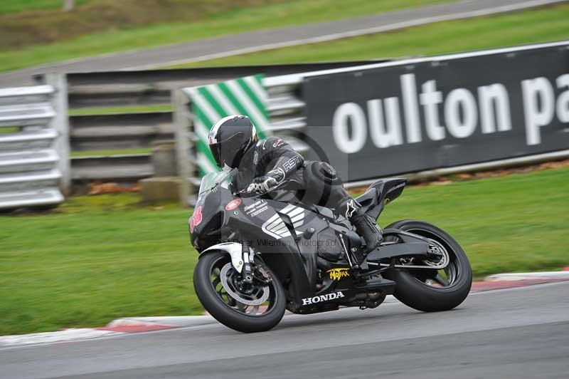 Motorcycle action photographs;Trackday digital images;event digital images;eventdigitalimages;no limits trackday;oulton park;oulton park circuit cheshire;oulton park photographs;peter wileman photography;trackday;trackday photos