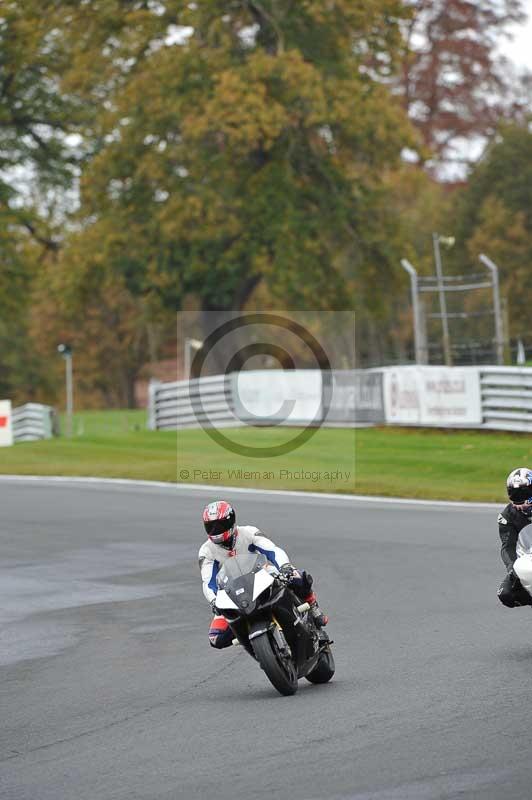Motorcycle action photographs;Trackday digital images;event digital images;eventdigitalimages;no limits trackday;oulton park;oulton park circuit cheshire;oulton park photographs;peter wileman photography;trackday;trackday photos